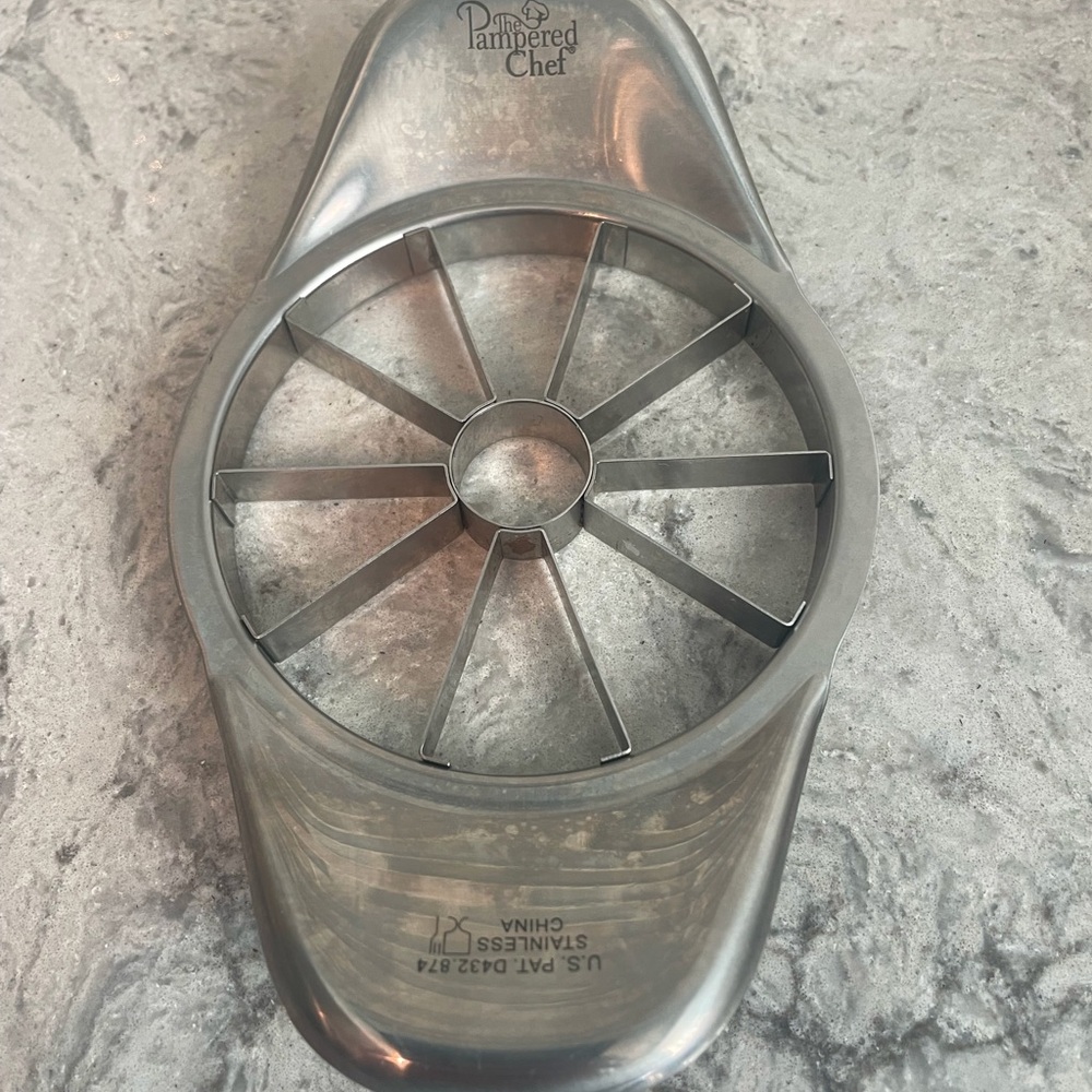 3 Pampered Chef Kitchen Tools - Picture 2 of 7